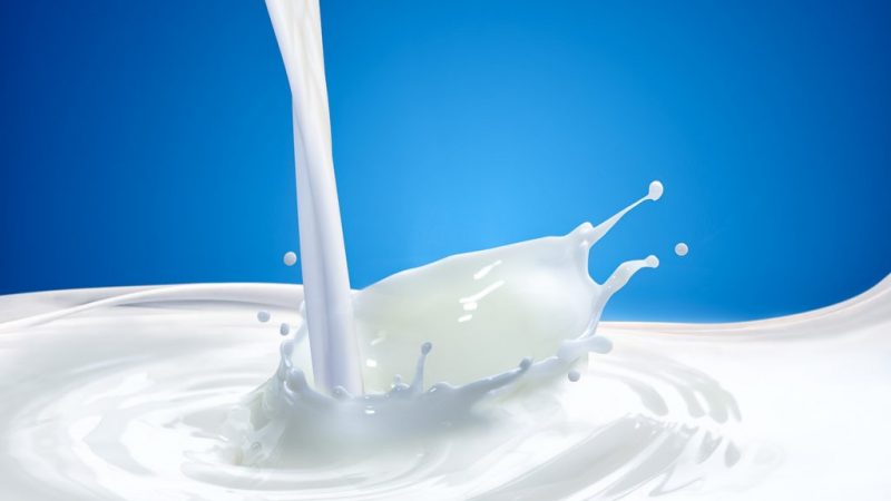 दूधको मूल्य प्रतिलिटर १० रुपयाँ बढ्यो