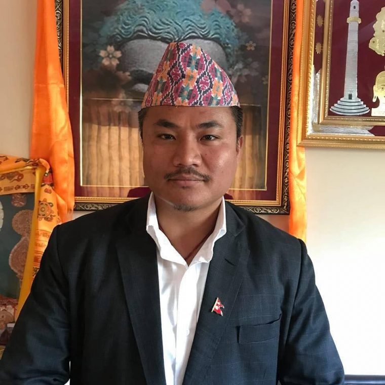 बौद्धनाथ क्षेत्र विकास समितिका अध्यक्ष राजकुमार लामा द्वारा पदभार ग्रहण