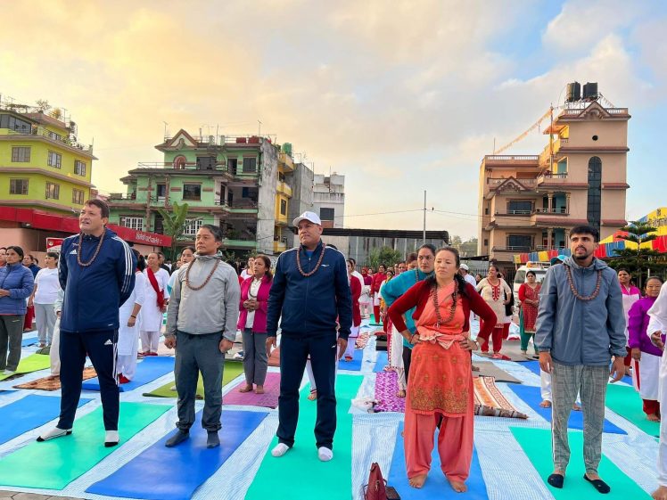 गोकर्णेश्वर नगरपालिका वडा नं ५ मा बृहत नि:शुल्क योग बिज्ञान शिविर शुरु