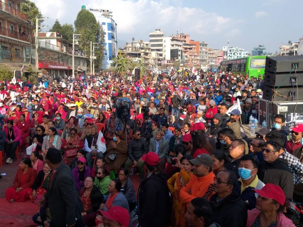 काठमाण्डौ क्षेत्र नं ५ मा राप्रपाका प्रभावशाली नेता पाण्डे सहित सयौ नेकपा एमालेमा प्रवेस