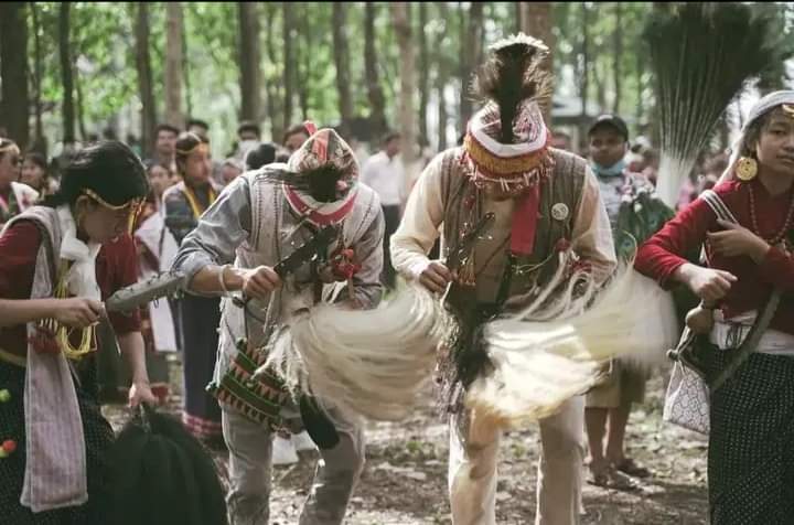 किराँत समुदायको चासोक तङ्नाम  अर्थात् उधौली पर्व मनाइदै