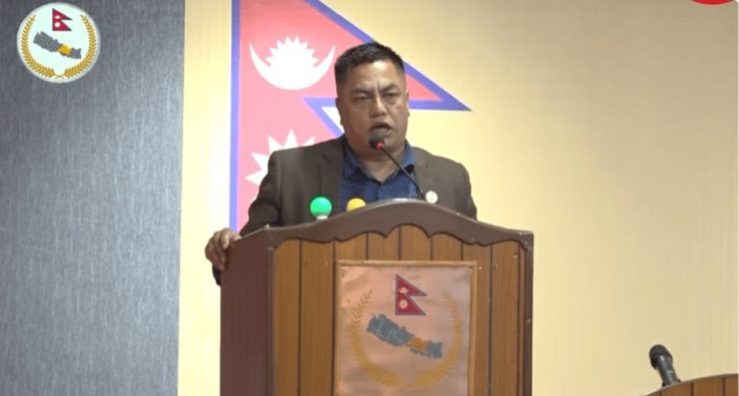 नेपाल ट्रष्टको स्वामित्वमा रहेको गोकर्ण वन क्षेत्रको पर्खाल सारेर सडक चौडा गर्न सांसद ठकुरीको माग