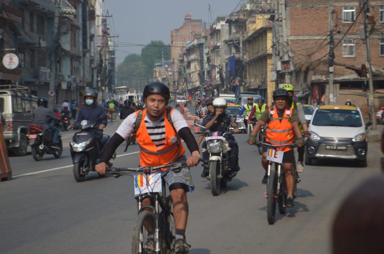 २५६७ औँ बुद्ध जयन्तीको पूर्व सन्ध्यामा ललितपुर देखि बौद्ध सम्म साइकल यात्रा