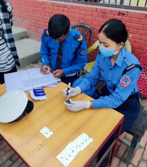 लागुपदार्थ सेवन गरी सवारी साधन चलाउने ५ जना प्रहरीको नियन्त्रणमा