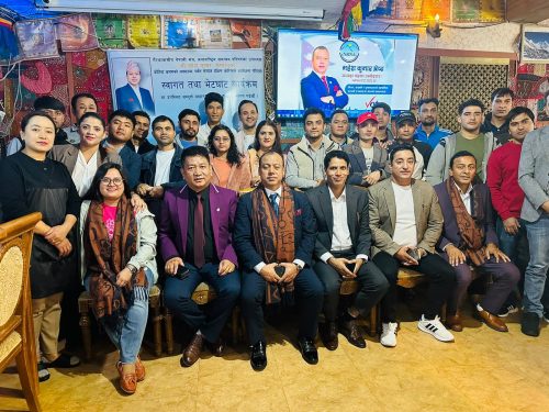 काठमाडौँमा एनआरएनए महाधिवेशनको चहलपहल बढ्यो, एकताको मुद्दाले महेशको पक्षमा समर्थन बढ्दै
