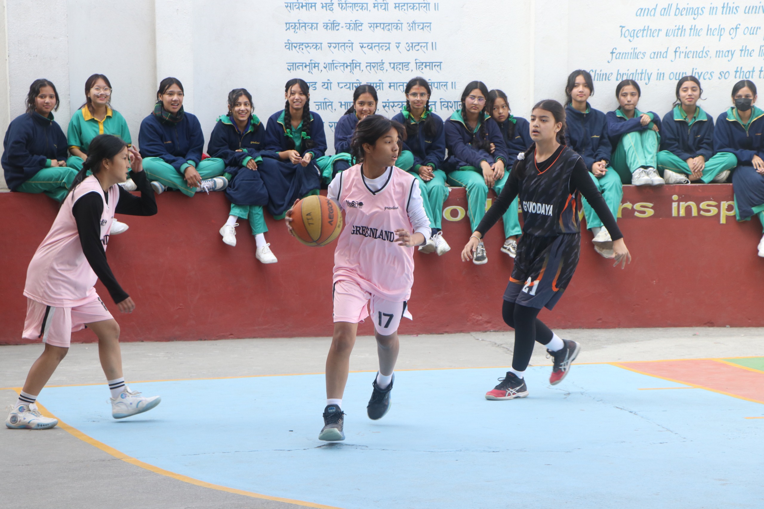 १६ औ टिआईए अन्तरविद्यालय बास्केटबल भ्याली पब्लिकको दोहोरो जित