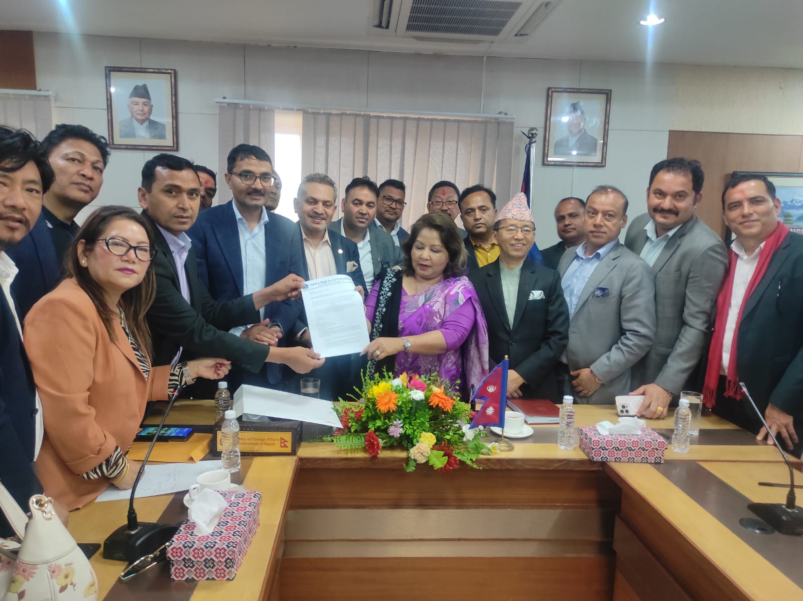 सरकारले एनआरएनएको  नवनिर्वाचित कार्यसमितिसँग सहकार्य गर्ने : परराष्ट्र मन्त्री राणा