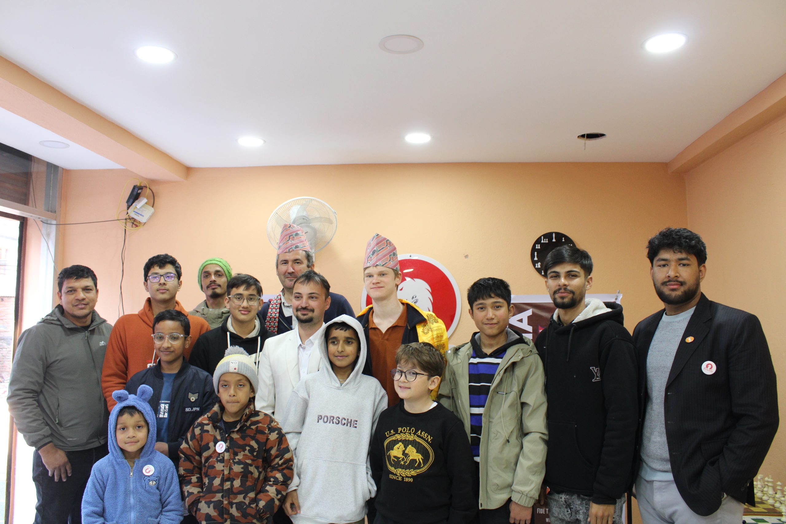 Pavilions Chess Academy मा विश्व र्यापिड च्याम्पियनको ऐतिहासिक प्रदर्शनी खेल