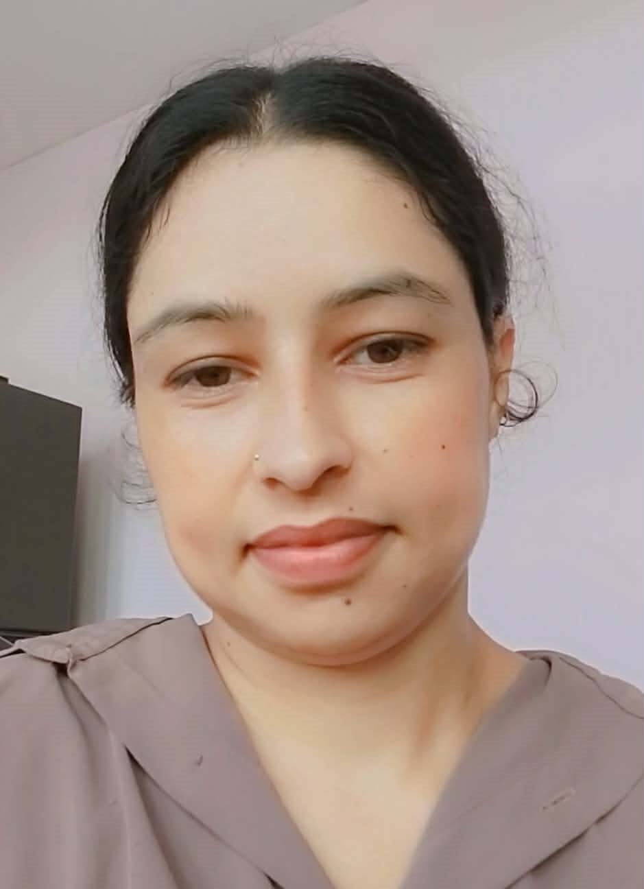 चार मुक्तक : जुना लम्साल