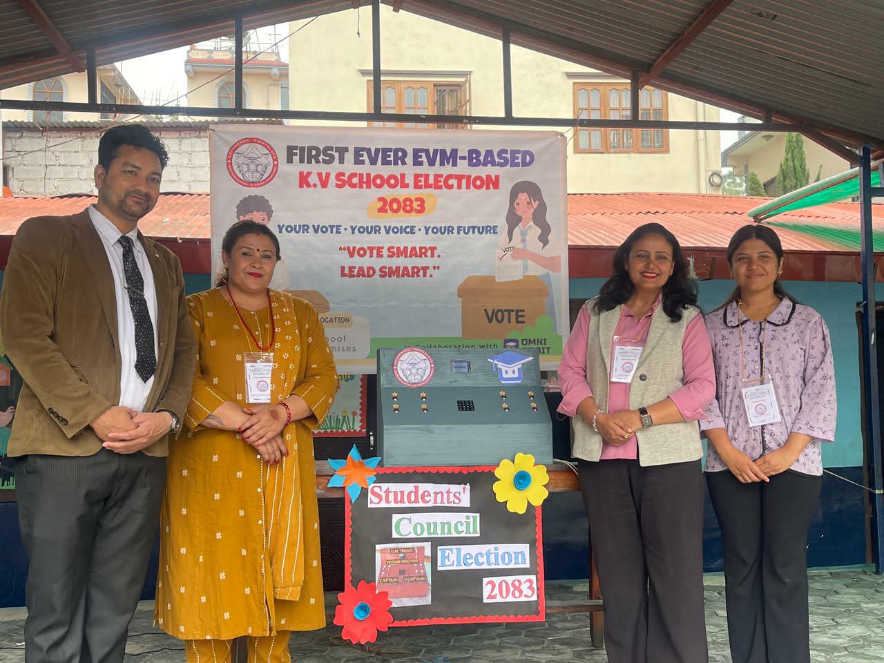 काठमाण्डौ विद्यालय बुढानिलकण्ठ-१२ को विद्यार्थी परिषद निर्वाचनमा विधुतिय मतदान (E-Voting)