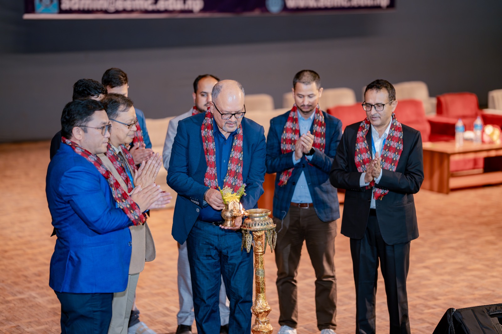 एभरेष्ट इन्जिनियरिङ कलेजमा स्वागत तथा बिदाइ कार्यक्रम सम्पन्न