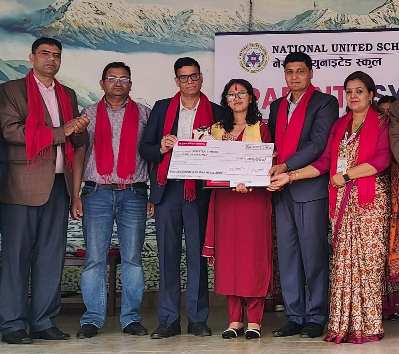 जिपिए ४ ल्याउने नेसनल युनाइटेड स्कुल बुढानिलकण्ठ-८ की सिम्रिता सुवेदीलाई एक लाख
