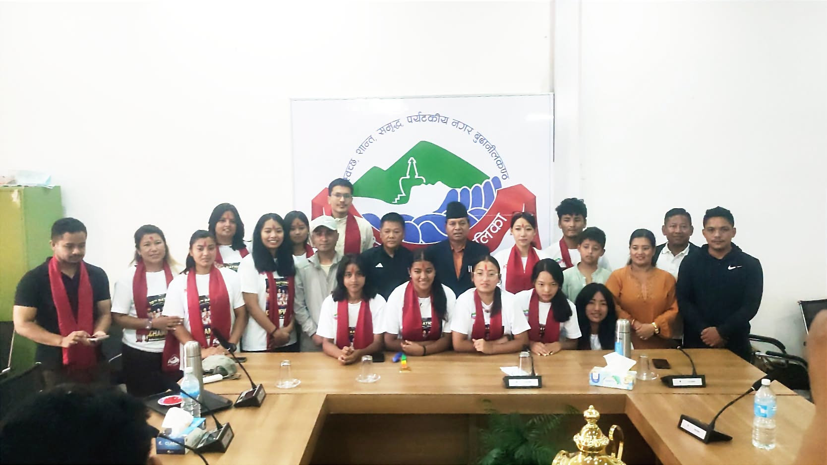 राष्ट्रिय तथा अन्तर्राष्ट्रिय प्रतियोगितामा उत्कृस्ट प्रदर्शन गर्ने खेलाडीहरुलाई बुढानिलकण्ठको सम्मान