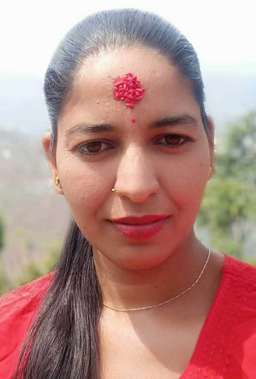 चार मुक्तक : साबित्री प्याकुरेल